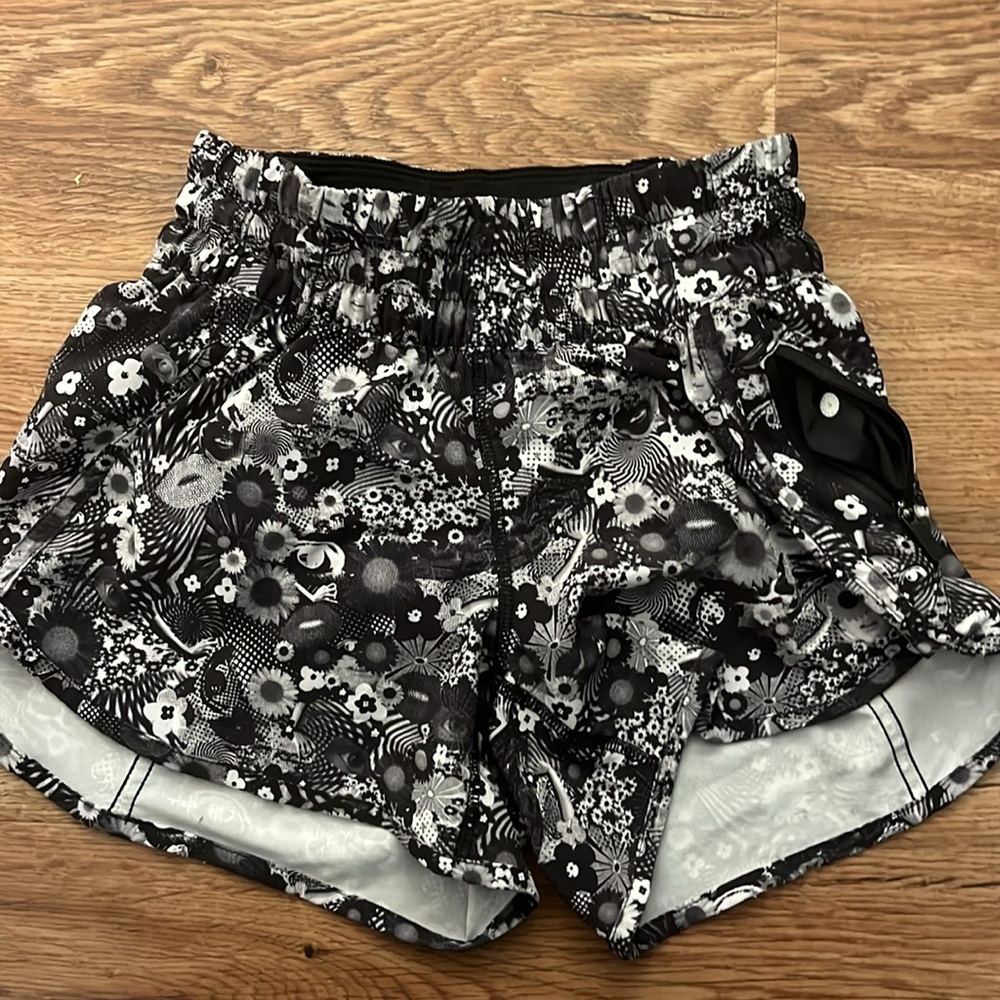 Size 4 Tracker - image 5